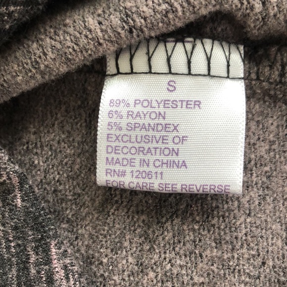 Womens stoic hoodie. Size small. Drop hem in back. Princess seams. - Picture 5 of 5